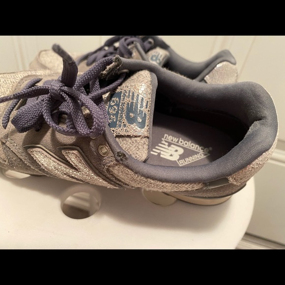 New Balance 696 Sneakers - Picture 4 of 8